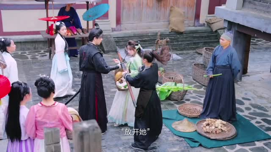 我在古代开星巴克（6集）演员名短剧